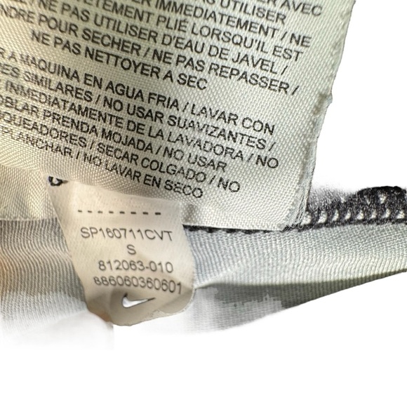 Nike Dri-FIT Pro Cool Tracer Training Capris Black 812063-010 Women's Small - Picture 2 of 11